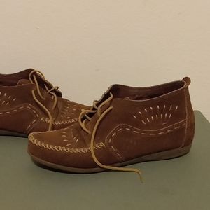 Minnetonka boots